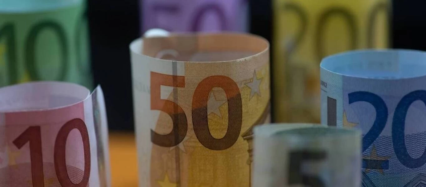 Επίδομα άδειας: Δείτε πότε πληρώνεται & τι ισχύει για όσους τέθηκαν σε αναστολή εργασίας